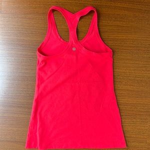 Lululemon size 4 tank top